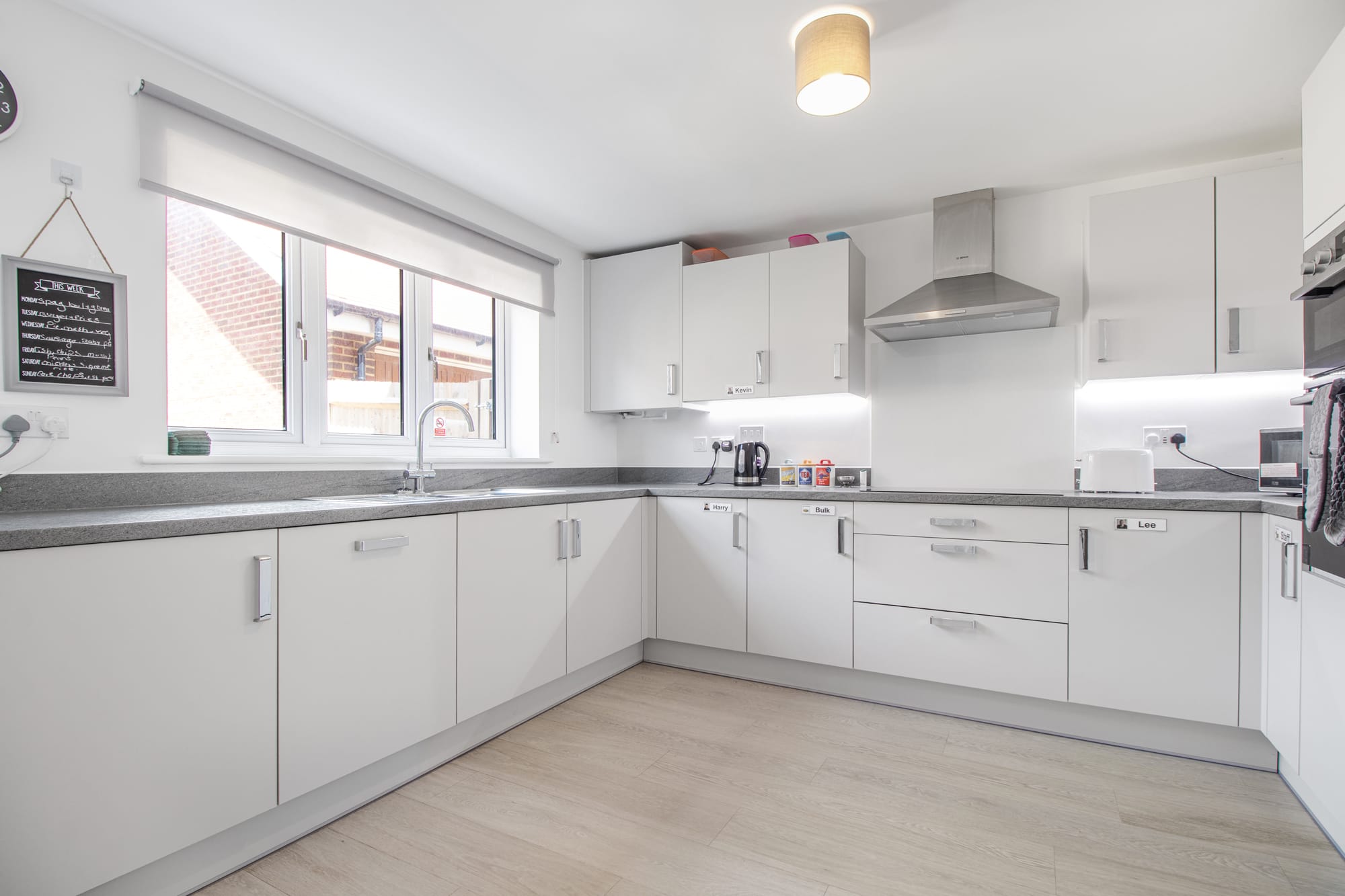 9BC_Kitchen1