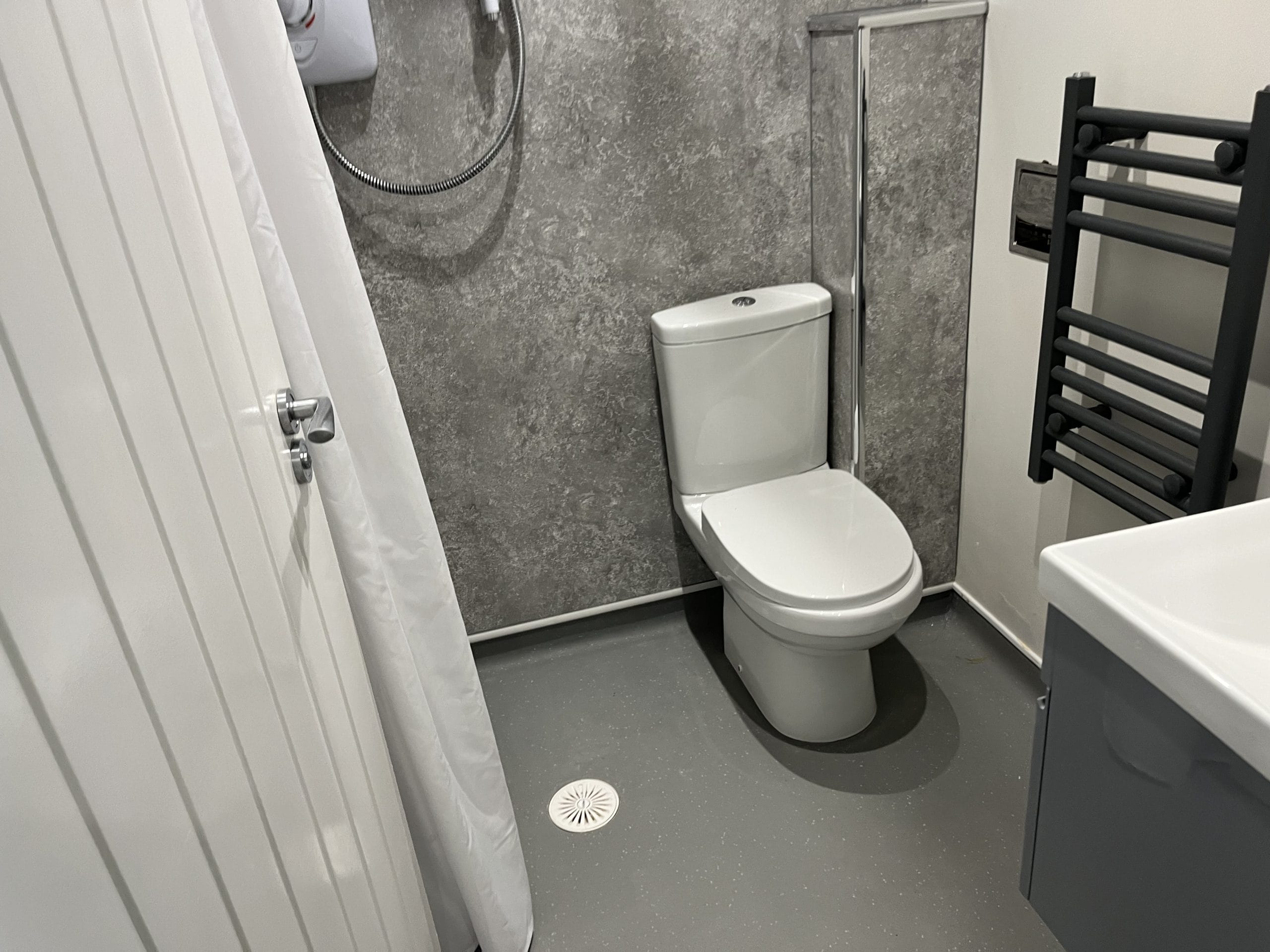 Bathroom B